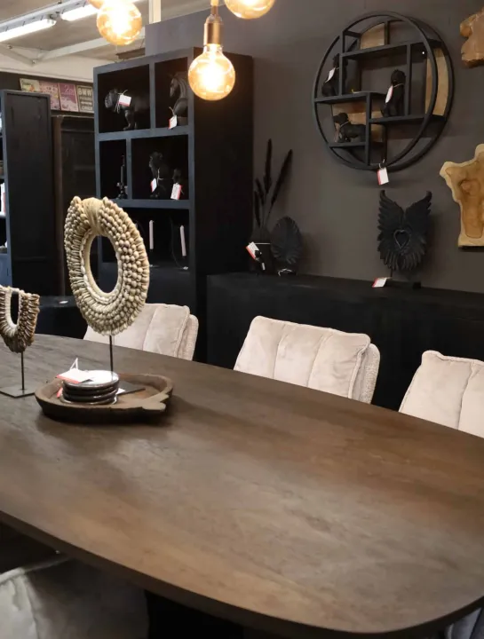 Deens Ovale Eettafel – Walnoot bruine Kleur – Mango Hout