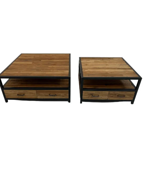 Industriële Salontafel van ruw Teak hout en Metaal