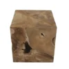 Kleine houten pilaar
