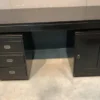 Koloniaal donker bureau
