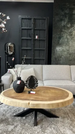 Licht grijs hoog polig vloerkleed
