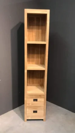 Nieuw teak kolomkast egaal van kleur