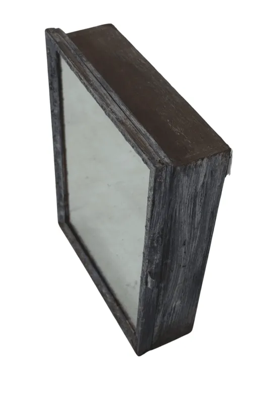 Oude spiegelkast blauw