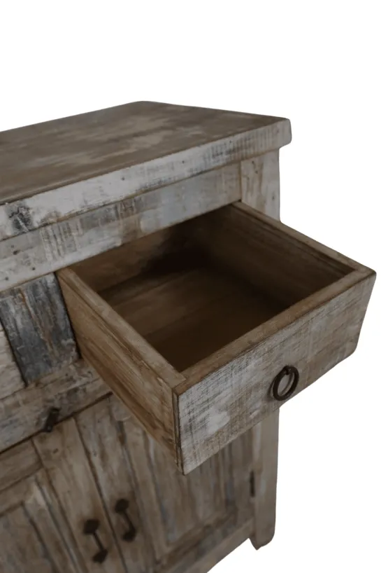 Oud Wit-Beige Dressoir uit India: Authentiek en Uniek