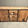 Railway houten dressoir 150x40x80h
