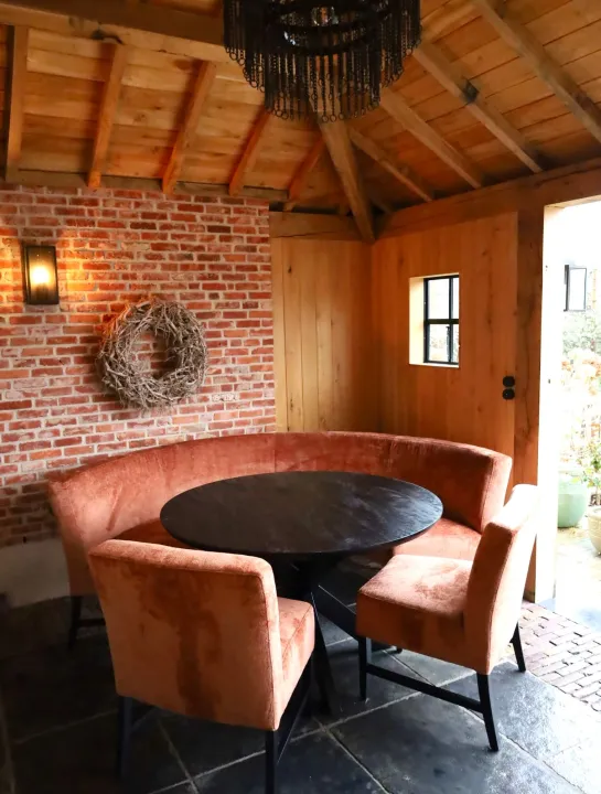 Ronde eetkamerbank met 2 stoelen