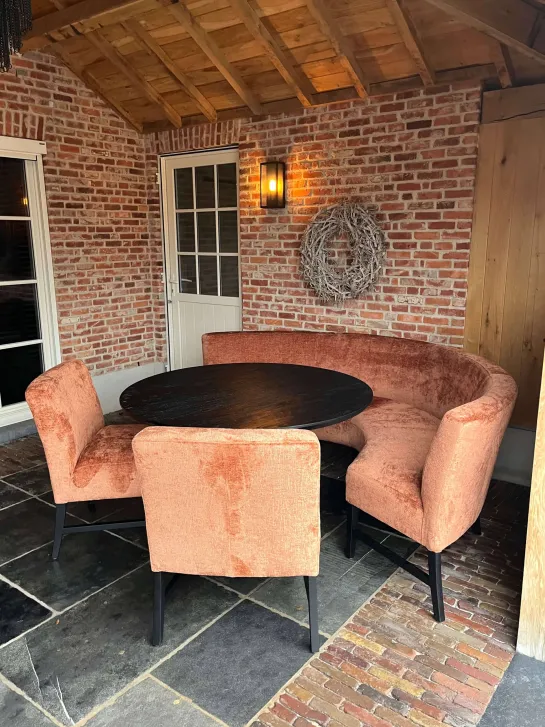 Ronde eetkamerbank met 2 stoelen