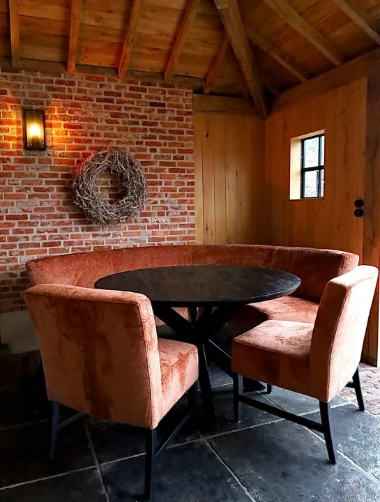 Ronde eetkamerbank met 2 stoelen