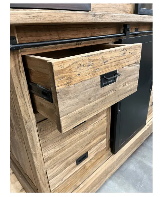 Teakhouten lange vitrinekast van 150 cm