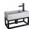 Toilet wasbakje met zwart metalen beugel er onder incl kraan, afvoerplug en sifon