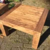 Vierkante grove teakhouten salontafel