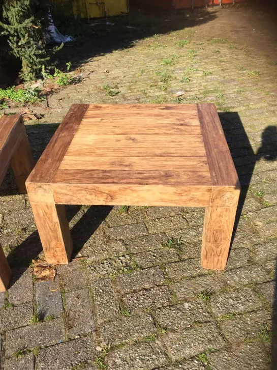 Vierkante grove teakhouten salontafel