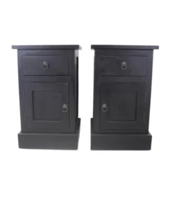 2 Zwarte houten nachtkastje